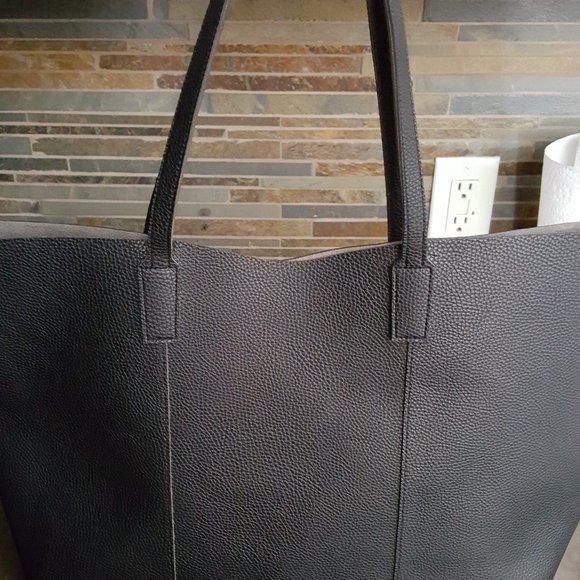 Macy's Black leather bag - Picture 1 of 4